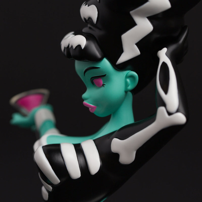 after-hours-fun-bride-bones-swaggy-teal-vinyl-figure-martini-glass-detail